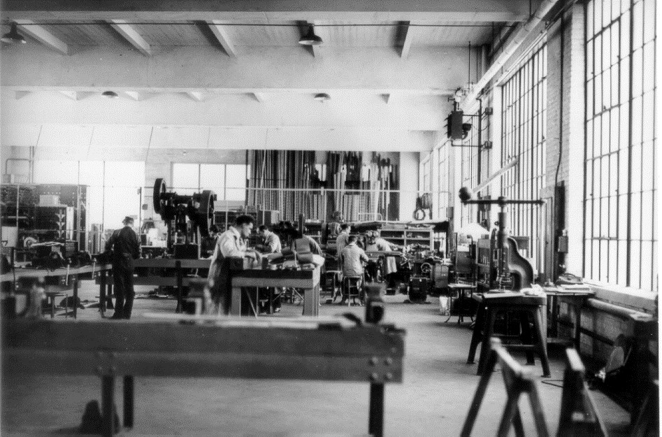 Lâatelier de fabrication de la Curtiss-Reid à Montréal (vers 1930).