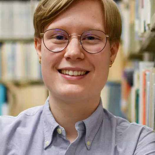 Profile picture for user esquisse2011