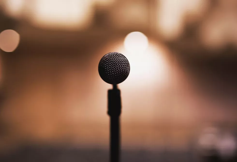 Un microphone
